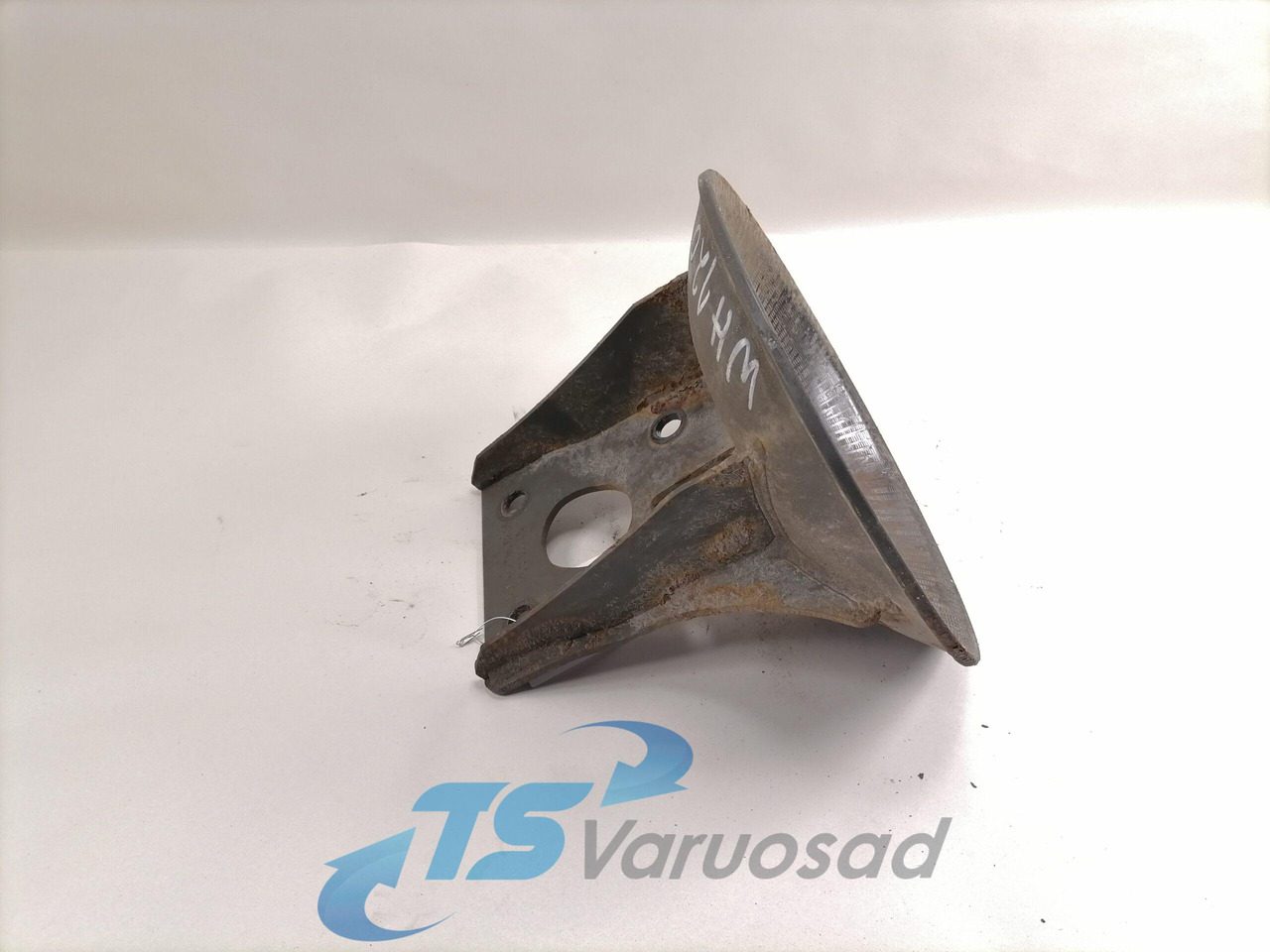 Mercedes-Benz Air spring bracket A9423200235 - Õhkvedrustus - Veoauto: pilt 1 Mercedes-Benz Air spring bracket A9423200235 - Õhkvedrustus - Veoauto: pilt 1