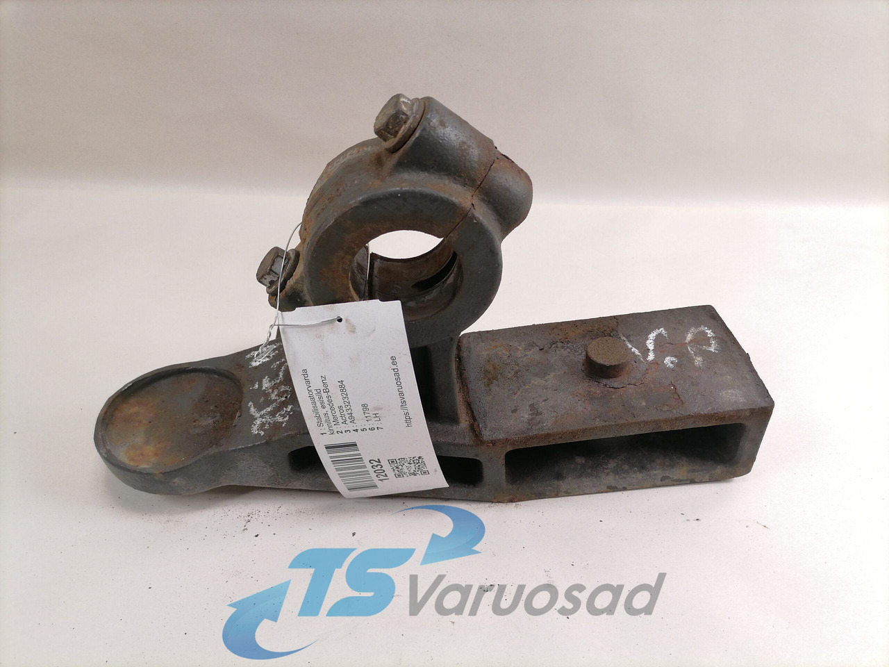 Mercedes-Benz Anti-roll bar bracket A9433232884 - Stabilisaator - Veoauto: pilt 2 Mercedes-Benz Anti-roll bar bracket A9433232884 - Stabilisaator - Veoauto: pilt 2
