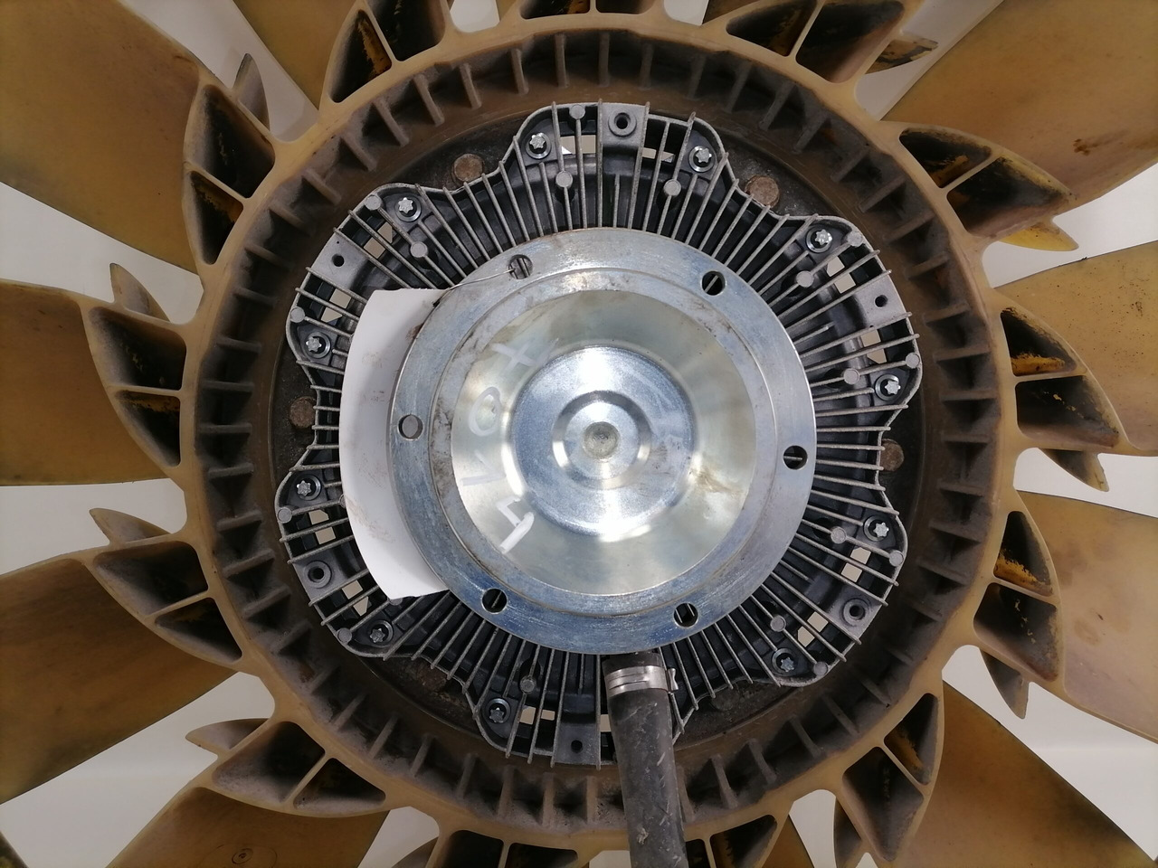 Mercedes-Benz Cooling fan A4702000422 - Puhur - Veoauto: pilt 3 Mercedes-Benz Cooling fan A4702000422 - Puhur - Veoauto: pilt 3