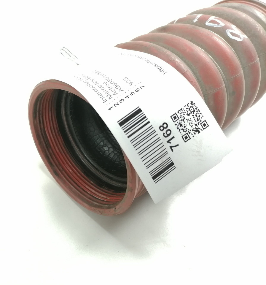 Mercedes-Benz Intercooleri lõdvik A9605010382 - Sisejahutus - Veoauto: pilt 3 Mercedes-Benz Intercooleri lõdvik A9605010382 - Sisejahutus - Veoauto: pilt 3