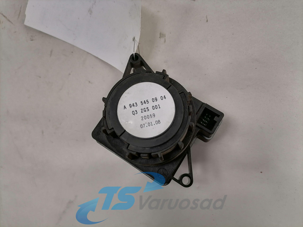Mercedes-Benz Lüliti, esituled A9435450904 - Kabiin - Veoauto: pilt 2 Mercedes-Benz Lüliti, esituled A9435450904 - Kabiin - Veoauto: pilt 2