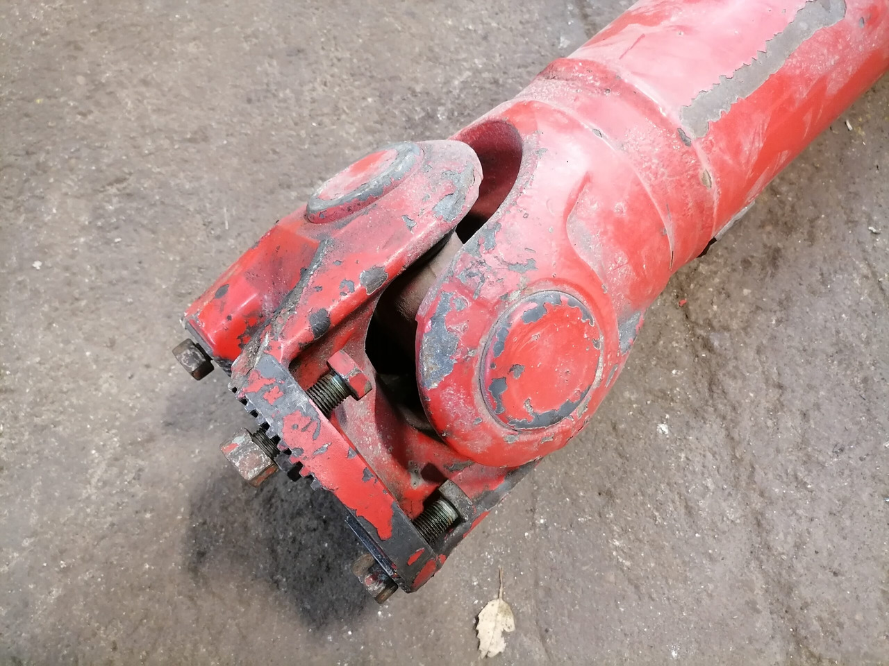 Mercedes-Benz Propeller shaft A6594102202 - Kardaan - Veoauto: pilt 2 Mercedes-Benz Propeller shaft A6594102202 - Kardaan - Veoauto: pilt 2