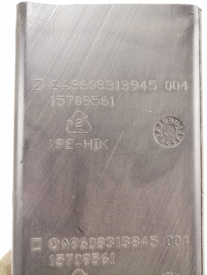 Mercedes-Benz Salongi õhutoru A9608313945 - Soojendus/ Ventilatsioon - Veoauto: pilt 2 Mercedes-Benz Salongi õhutoru A9608313945 - Soojendus/ Ventilatsioon - Veoauto: pilt 2