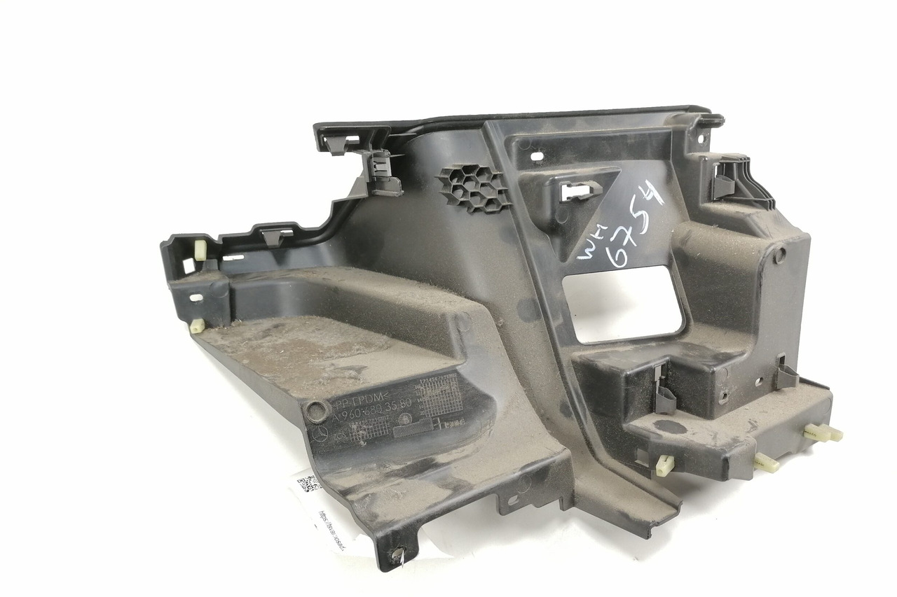 Mercedes-Benz Salongi plastik A9606803580 - Universaalosa - Veoauto: pilt 4 Mercedes-Benz Salongi plastik A9606803580 - Universaalosa - Veoauto: pilt 4