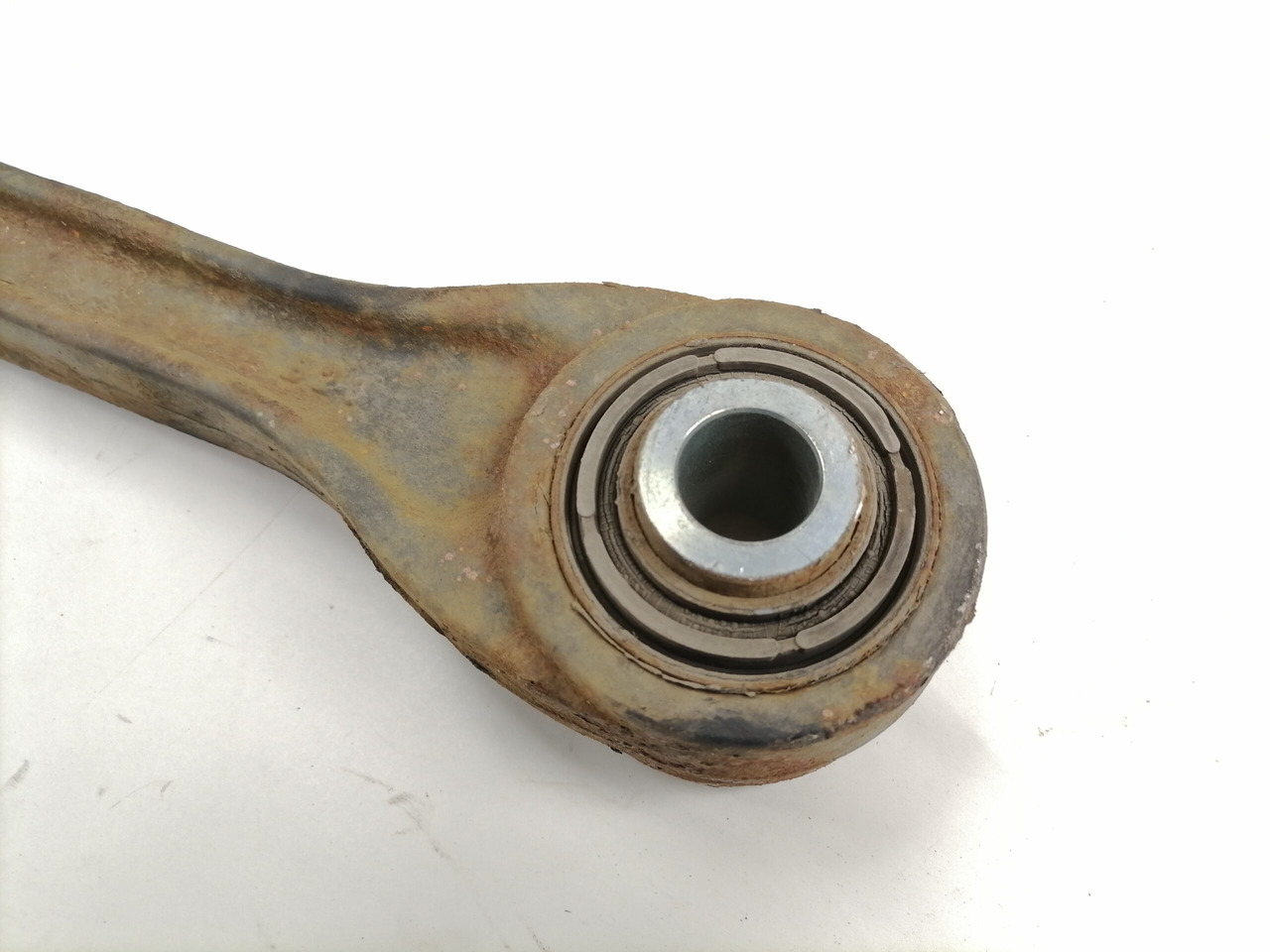 Mercedes-Benz Torque rod A9603300311 - Telg ja varuosad - Veoauto: pilt 2 Mercedes-Benz Torque rod A9603300311 - Telg ja varuosad - Veoauto: pilt 2