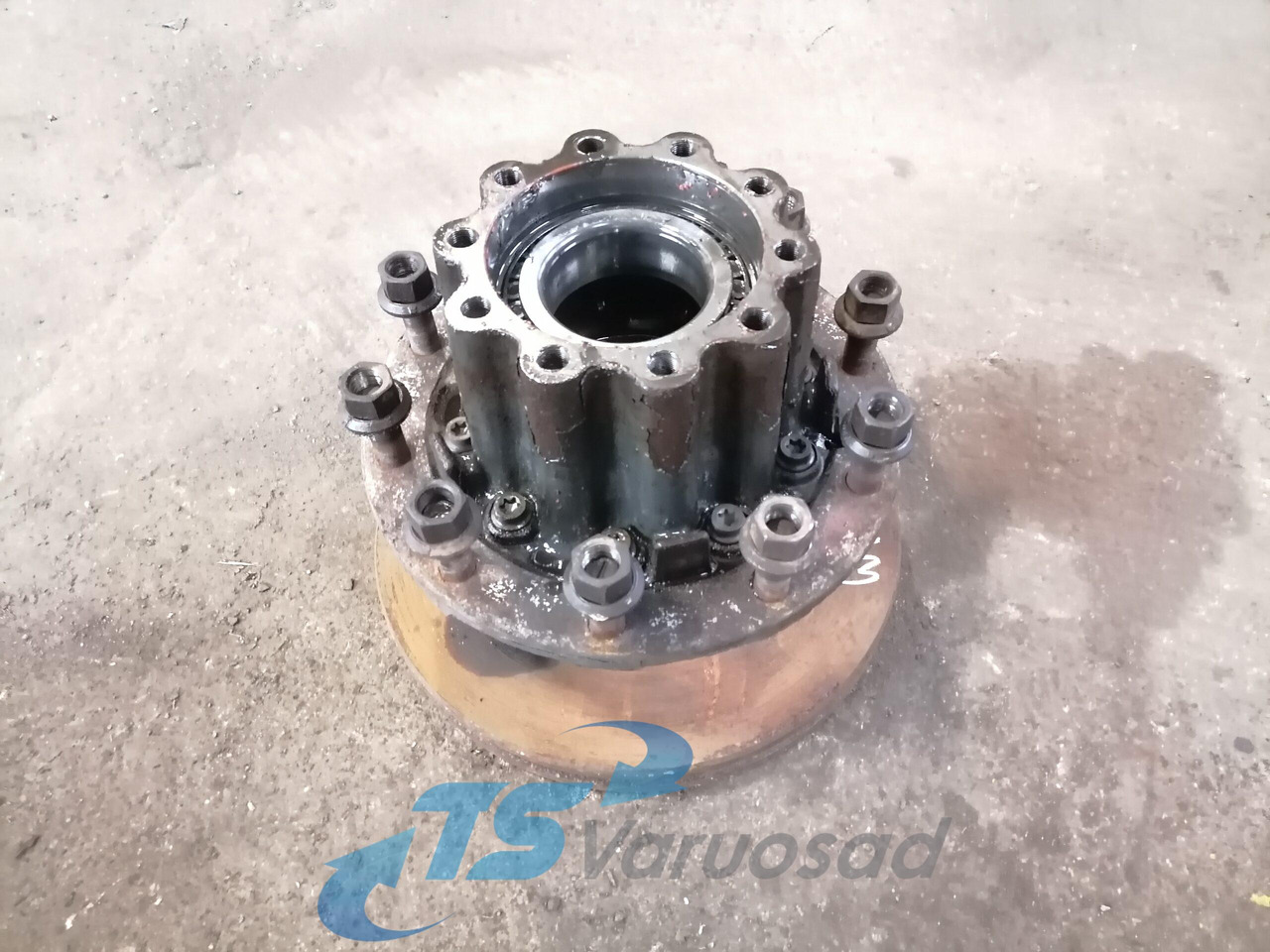 Mercedes-Benz Veosilla rattarumm A9463560701 - Rumm - Veoauto: pilt 1 Mercedes-Benz Veosilla rattarumm A9463560701 - Rumm - Veoauto: pilt 1