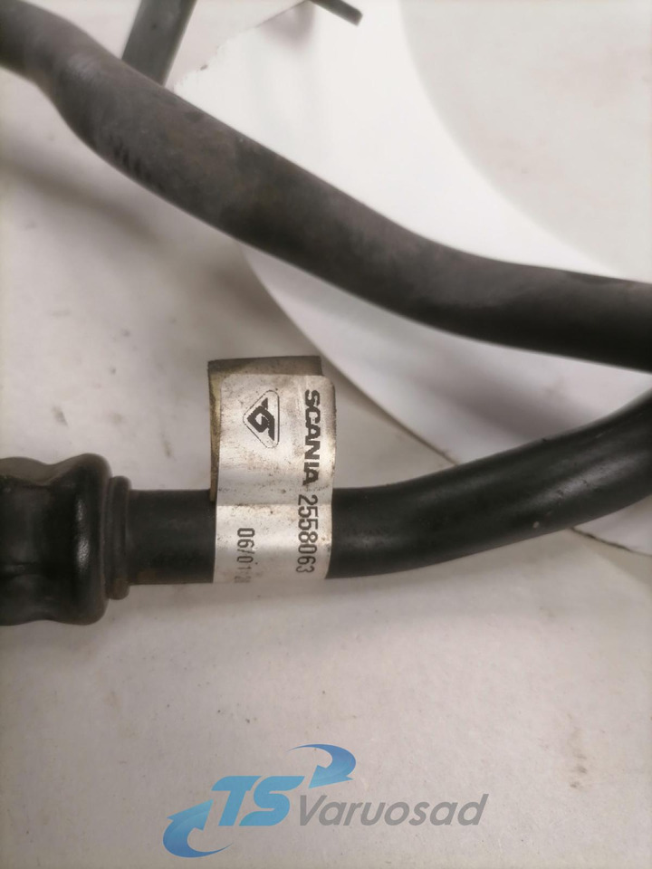 Scania A/C pipe 2558063 - Soojendus/ Ventilatsioon - Veoauto: pilt 5 Scania A/C pipe 2558063 - Soojendus/ Ventilatsioon - Veoauto: pilt 5