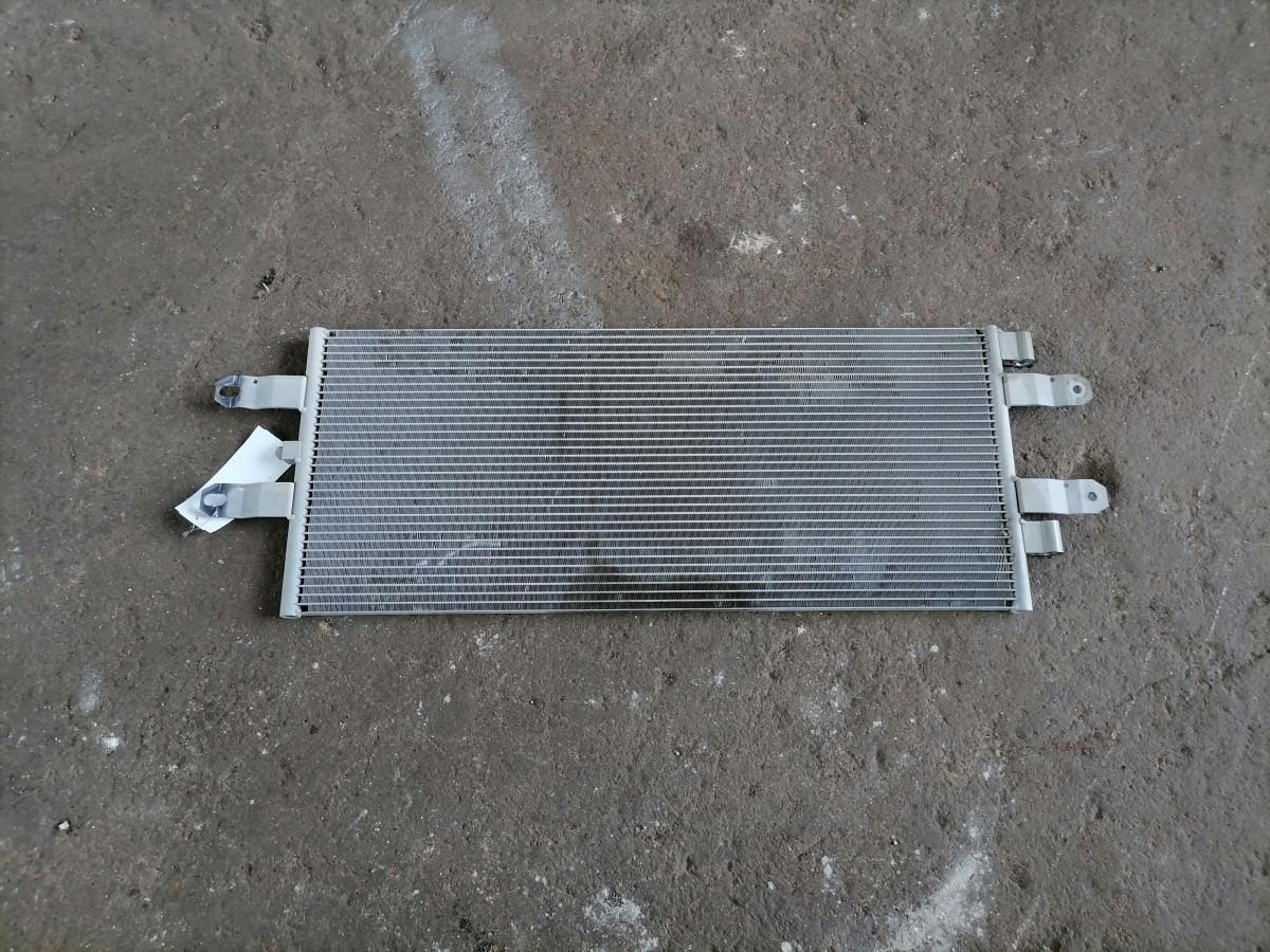 Scania A/C radiator 940440 - Soojendus/ Ventilatsioon - Veoauto: pilt 2 Scania A/C radiator 940440 - Soojendus/ Ventilatsioon - Veoauto: pilt 2