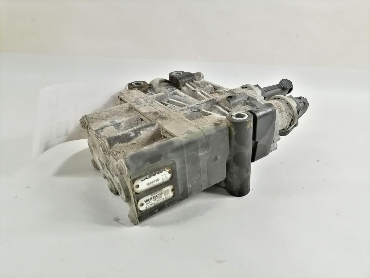 Scania Air suspension control valve, ECAS 1889796 - Piduriklapp - Veoauto: pilt 5 Scania Air suspension control valve, ECAS 1889796 - Piduriklapp - Veoauto: pilt 5