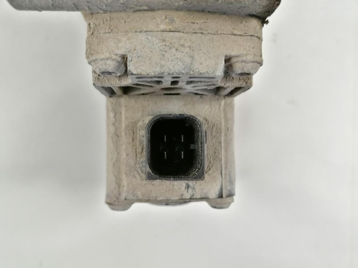 Scania Air suspension control valve, ECAS 1889796 - Piduriklapp - Veoauto: pilt 3 Scania Air suspension control valve, ECAS 1889796 - Piduriklapp - Veoauto: pilt 3
