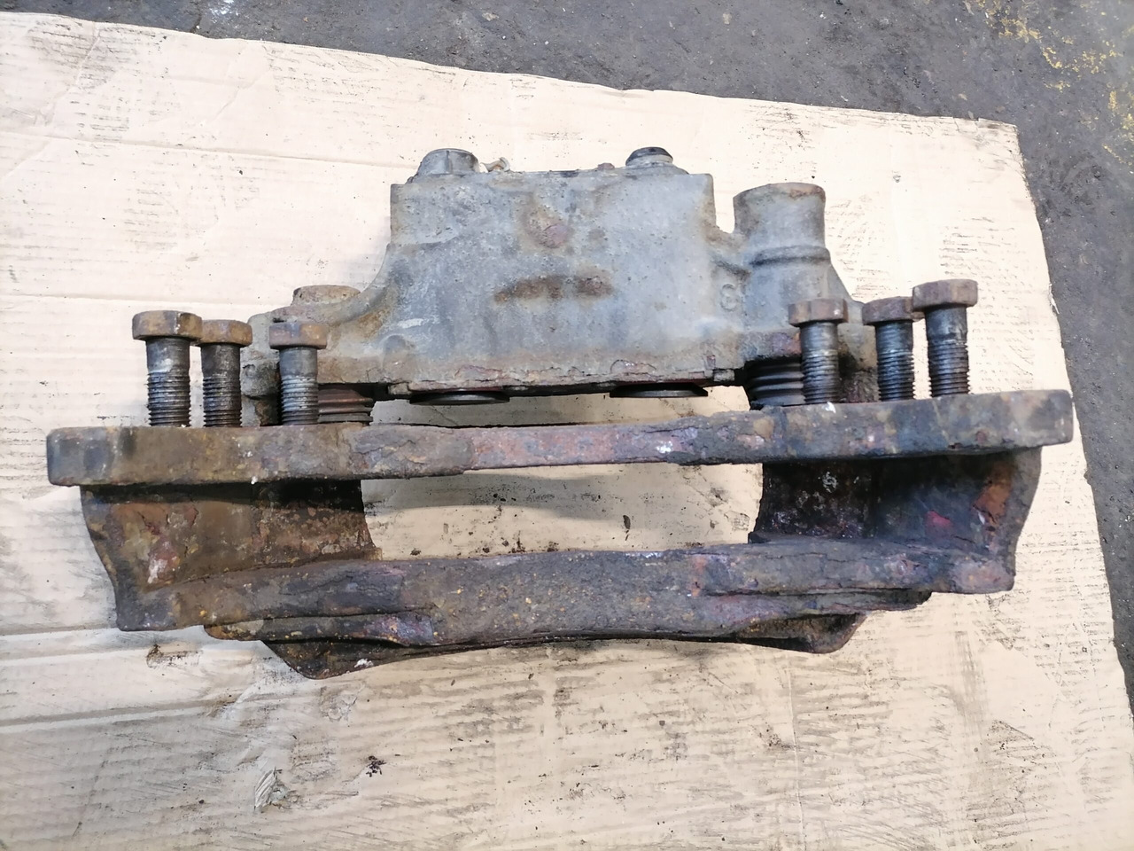 Scania Brake caliper 1744250 - Piduriosad - Veoauto: pilt 5 Scania Brake caliper 1744250 - Piduriosad - Veoauto: pilt 5