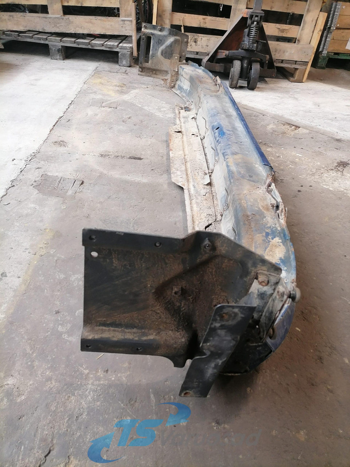 Scania Bumper 1731206 - Kaitseraud - Veoauto: pilt 4 Scania Bumper 1731206 - Kaitseraud - Veoauto: pilt 4