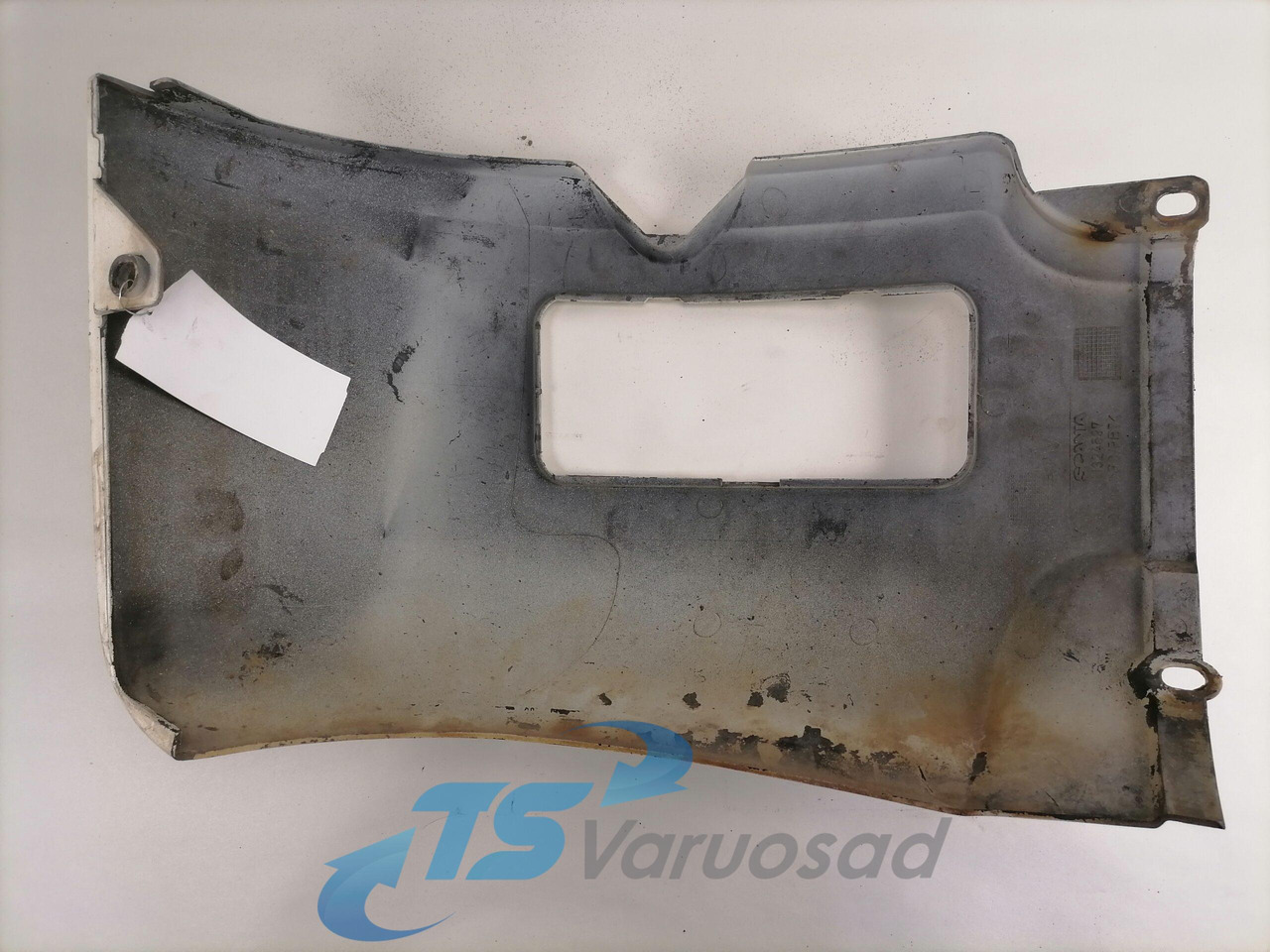 Scania Bumper cover 1324597 - Kaitseraua nurgas - Veoauto: pilt 3 Scania Bumper cover 1324597 - Kaitseraua nurgas - Veoauto: pilt 3