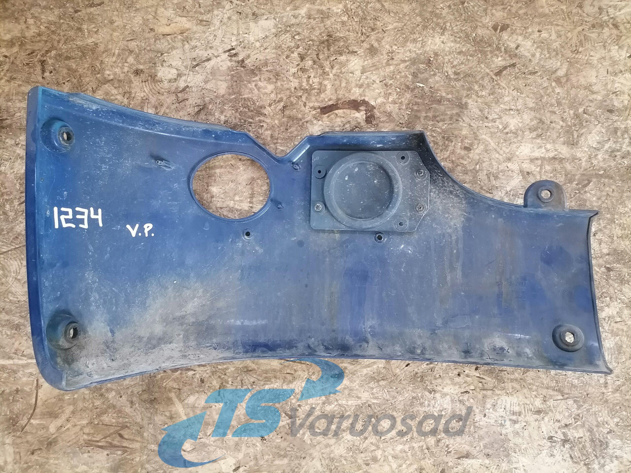 Scania Bumper cover 1439788 - Kaitseraua nurgas - Veoauto: pilt 3 Scania Bumper cover 1439788 - Kaitseraua nurgas - Veoauto: pilt 3