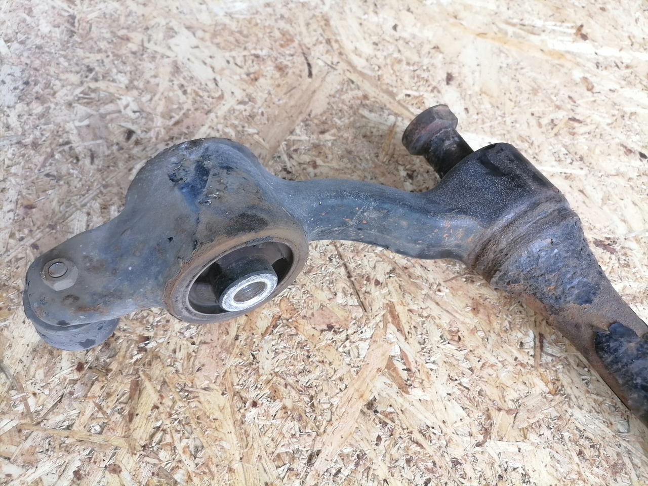 Scania Cab anti-roll bar 1768270 - Kabiini vedrustus - Veoauto: pilt 3 Scania Cab anti-roll bar 1768270 - Kabiini vedrustus - Veoauto: pilt 3