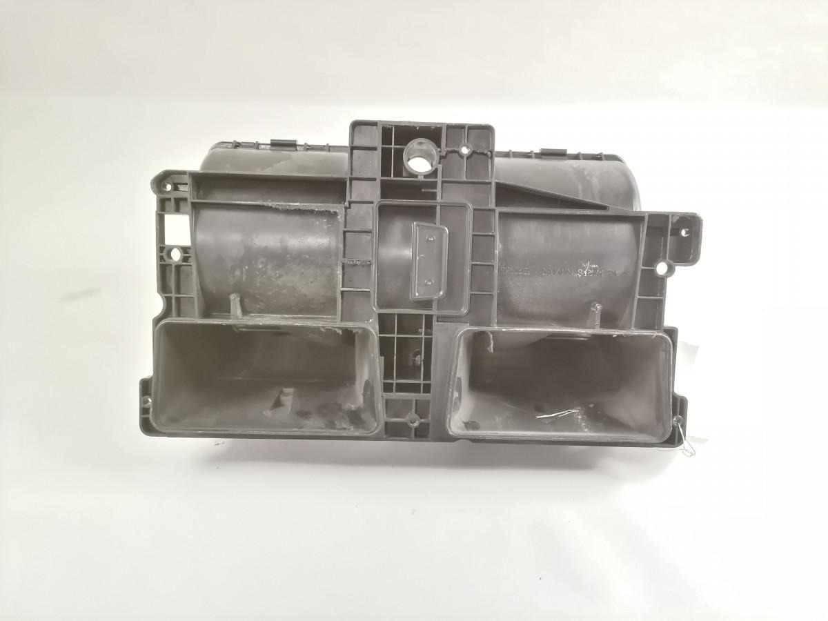 Scania Cab fan 2195206 - Soojendus/ Ventilatsioon - Veoauto: pilt 3 Scania Cab fan 2195206 - Soojendus/ Ventilatsioon - Veoauto: pilt 3