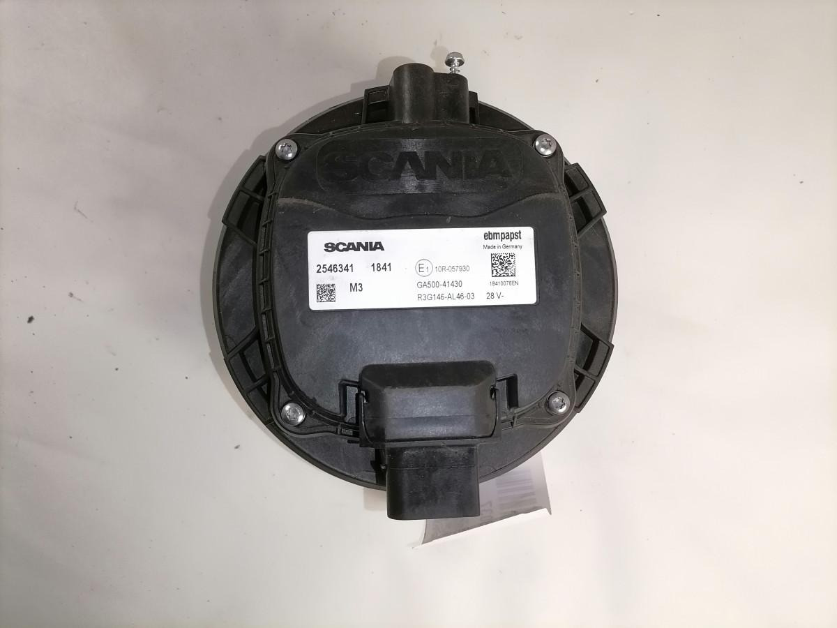 Scania Cab fan 2546341 - Soojendus/ Ventilatsioon - Veoauto: pilt 4 Scania Cab fan 2546341 - Soojendus/ Ventilatsioon - Veoauto: pilt 4
