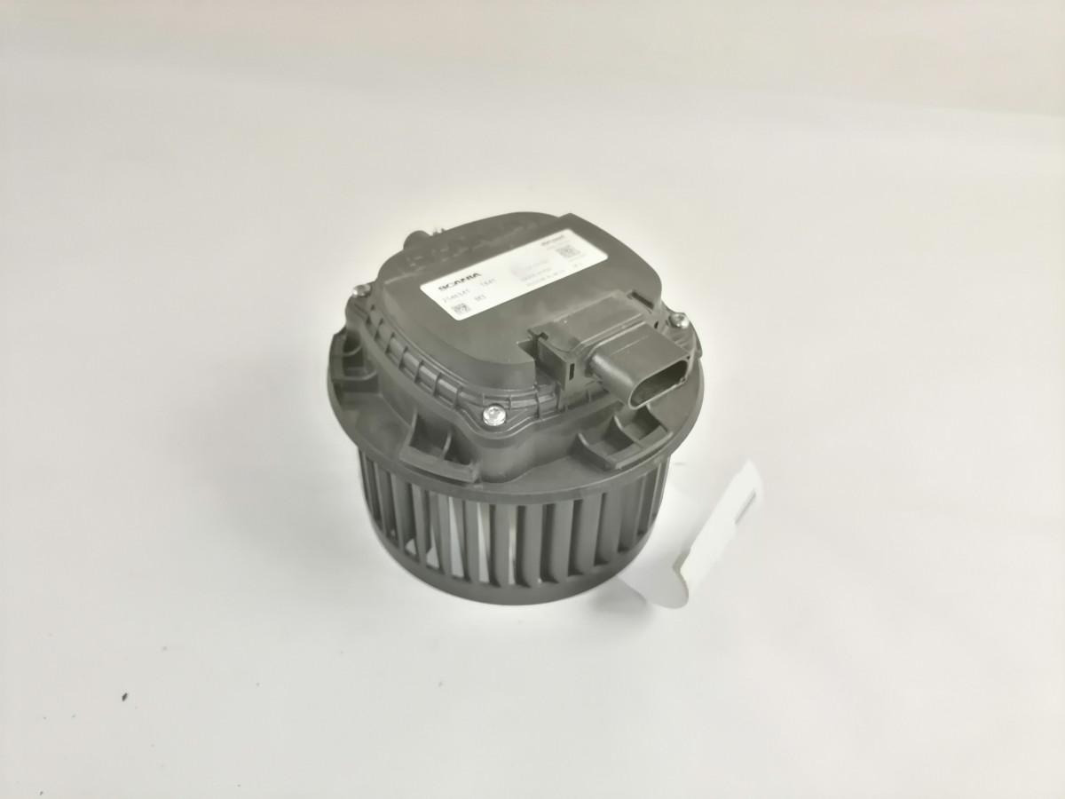 Scania Cab fan 2546341 - Soojendus/ Ventilatsioon - Veoauto: pilt 2 Scania Cab fan 2546341 - Soojendus/ Ventilatsioon - Veoauto: pilt 2