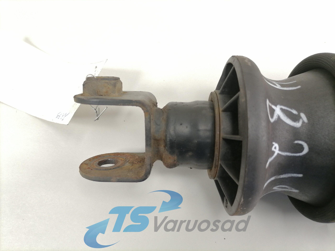 Scania Cab suspension 2493165 - Kabiini vedrustus - Veoauto: pilt 3 Scania Cab suspension 2493165 - Kabiini vedrustus - Veoauto: pilt 3