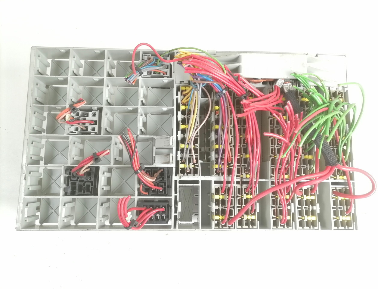 Scania Central electric unit 2022770 - Kaitse - Veoauto: pilt 5 Scania Central electric unit 2022770 - Kaitse - Veoauto: pilt 5
