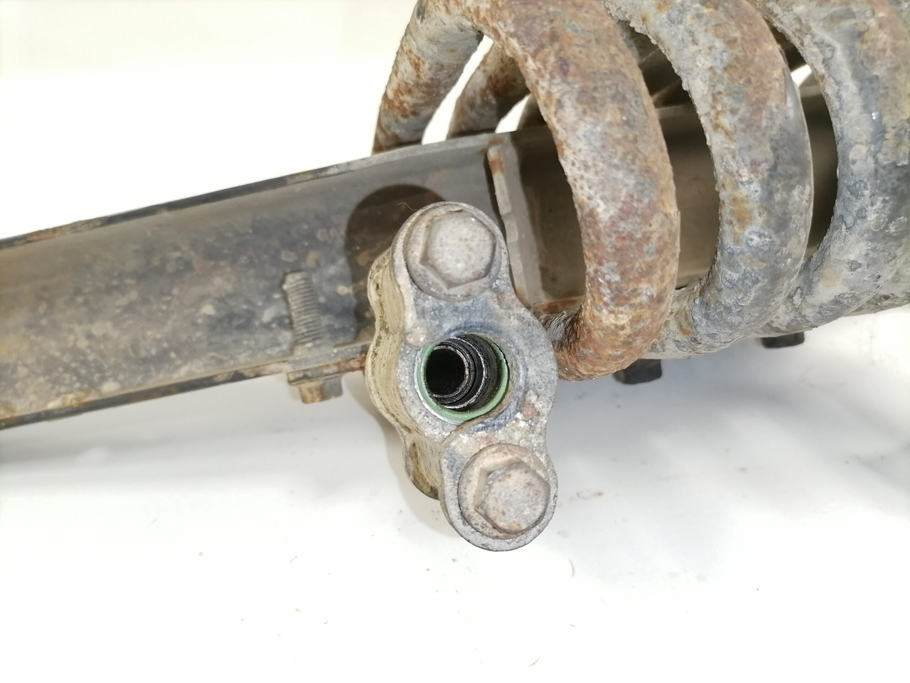 Scania Compressor air pipe 1747246 - Õhkpidur - Veoauto: pilt 5 Scania Compressor air pipe 1747246 - Õhkpidur - Veoauto: pilt 5