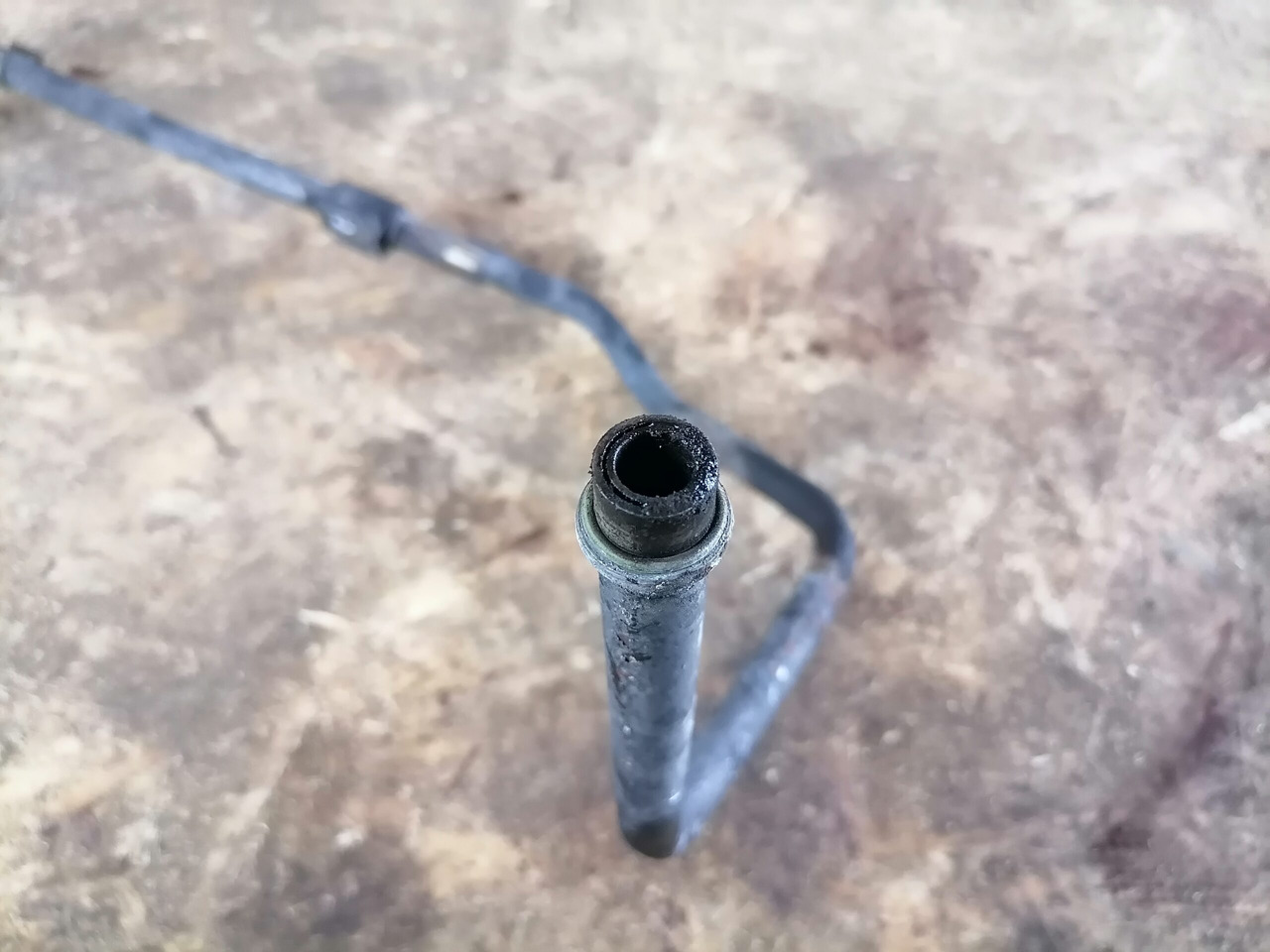 Scania Compressor air pipe 1863947 - Õhkpidur - Veoauto: pilt 3 Scania Compressor air pipe 1863947 - Õhkpidur - Veoauto: pilt 3