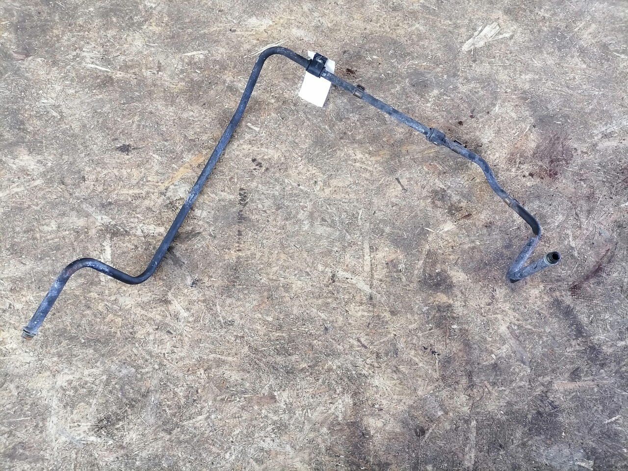 Scania Compressor air pipe 1863947 - Õhkpidur - Veoauto: pilt 1 Scania Compressor air pipe 1863947 - Õhkpidur - Veoauto: pilt 1