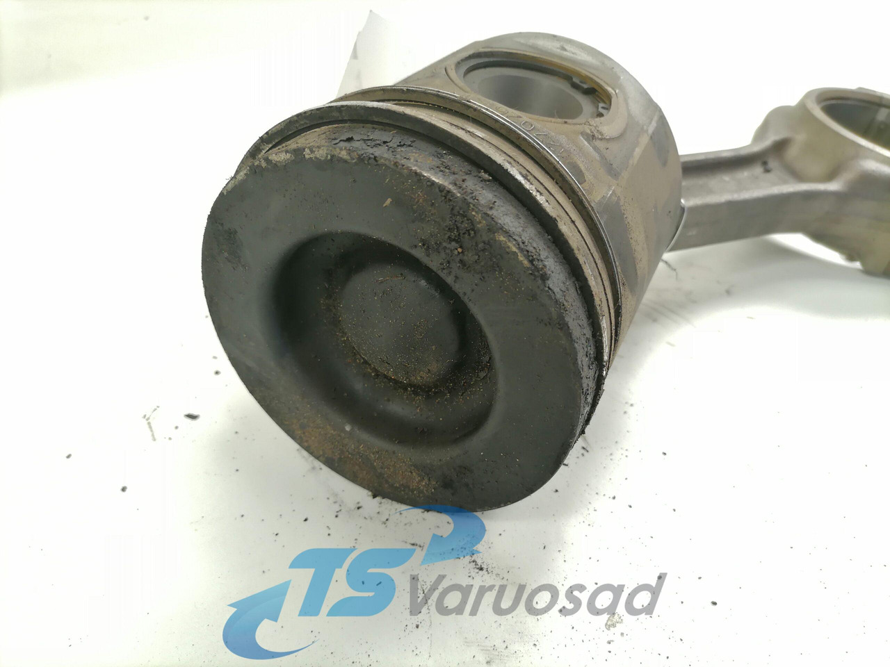 Scania Connecting rod + piston 1430959 - Kolvid/ Rõngad/ Puksid - Veoauto: pilt 4 Scania Connecting rod + piston 1430959 - Kolvid/ Rõngad/ Puksid - Veoauto: pilt 4