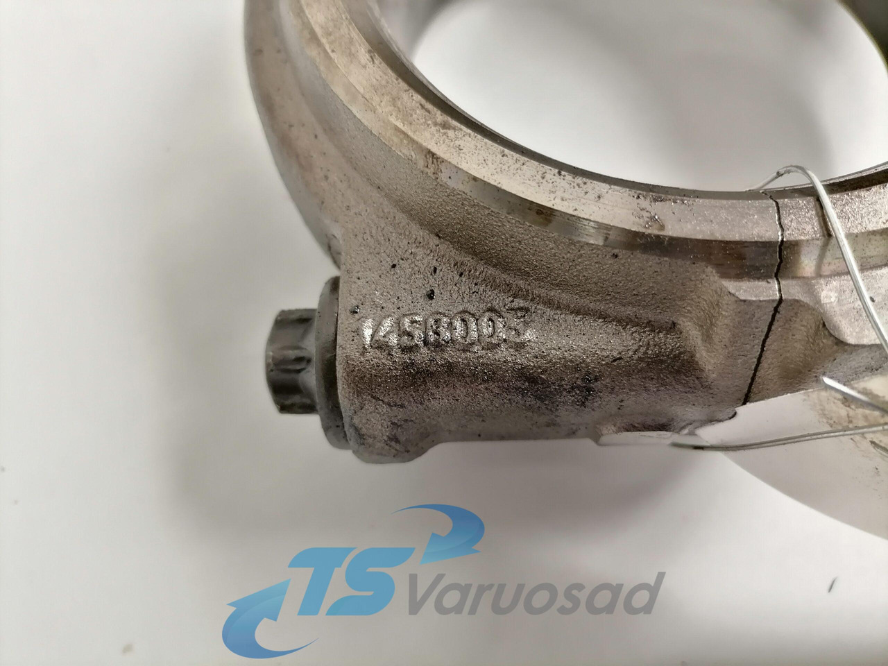 Scania Connecting rod + piston 2190306 - Kolvid/ Rõngad/ Puksid - Veoauto: pilt 4 Scania Connecting rod + piston 2190306 - Kolvid/ Rõngad/ Puksid - Veoauto: pilt 4