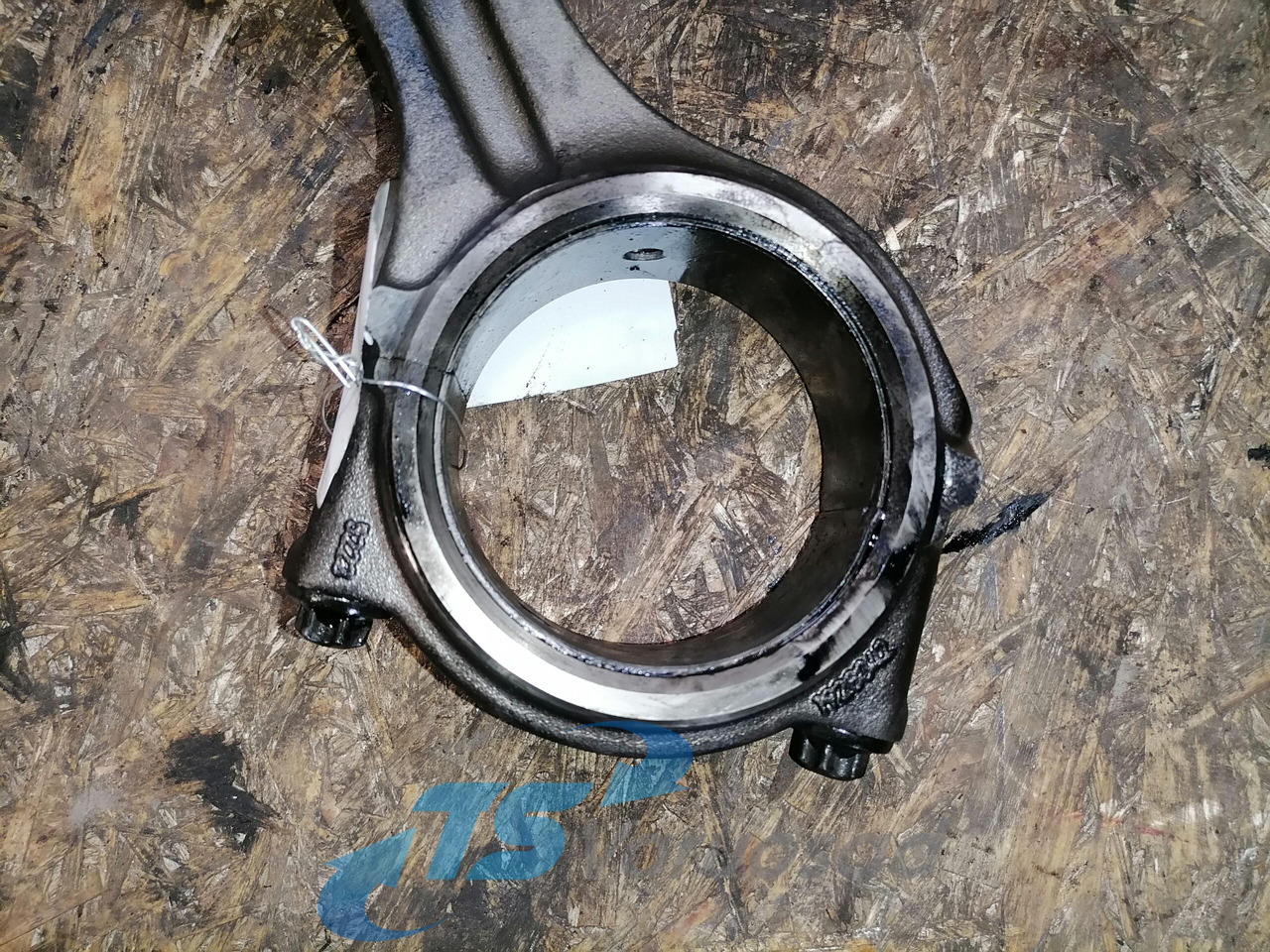 Scania Connecting rod + piston 2263286 - Kolvid/ Rõngad/ Puksid - Veoauto: pilt 2 Scania Connecting rod + piston 2263286 - Kolvid/ Rõngad/ Puksid - Veoauto: pilt 2