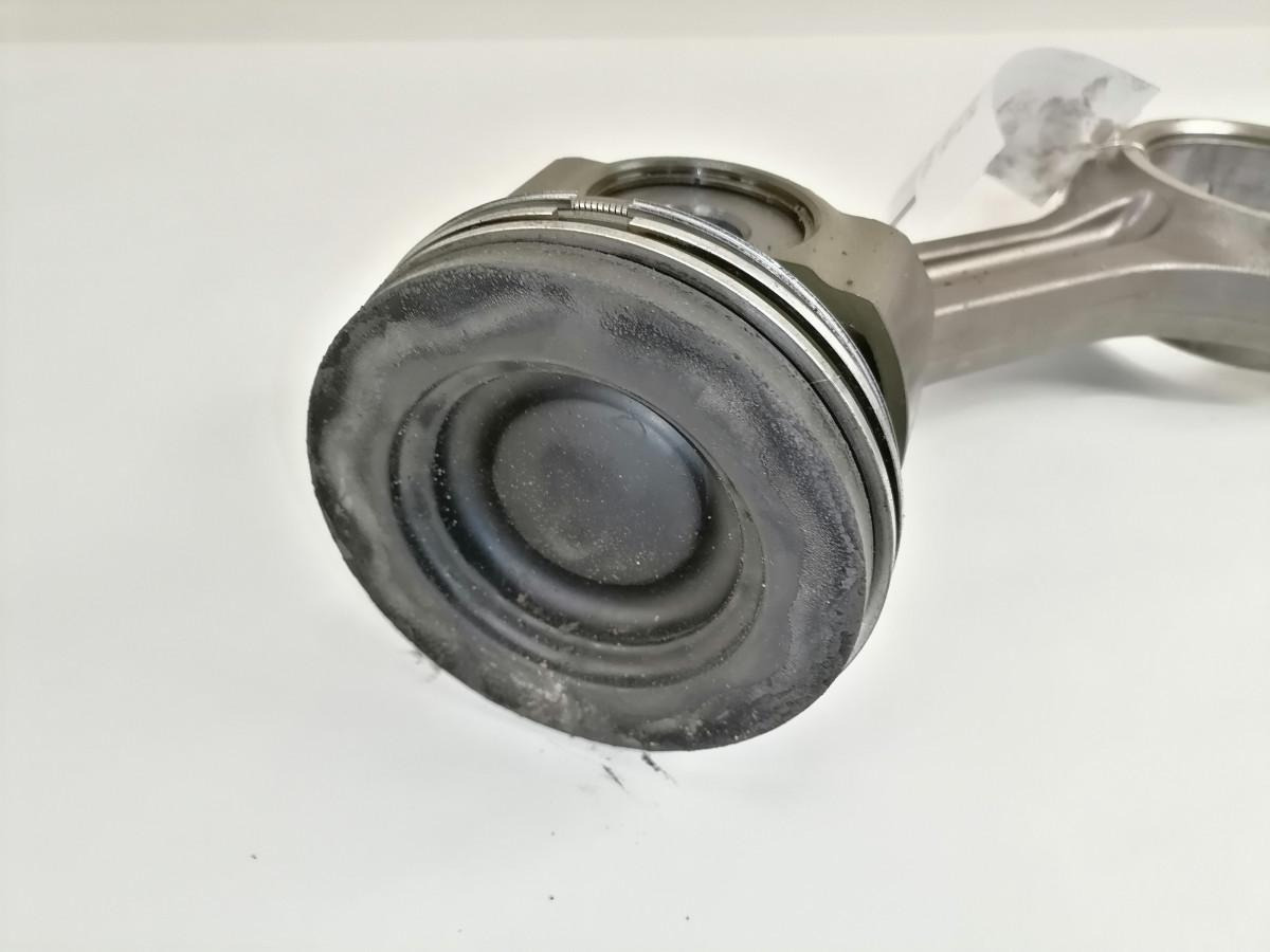 Scania Connecting rod + piston 2428219 - Kolvid/ Rõngad/ Puksid - Veoauto: pilt 5 Scania Connecting rod + piston 2428219 - Kolvid/ Rõngad/ Puksid - Veoauto: pilt 5