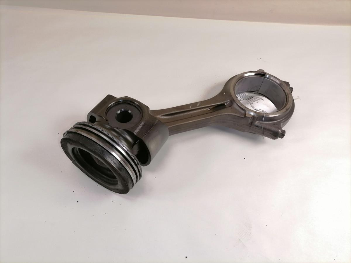 Scania Connecting rod + piston 2428219 - Kolvid/ Rõngad/ Puksid - Veoauto: pilt 2 Scania Connecting rod + piston 2428219 - Kolvid/ Rõngad/ Puksid - Veoauto: pilt 2