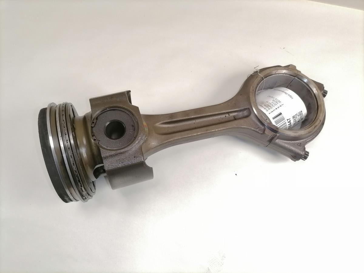 Scania Connecting rod + piston 2428219 - Kolvid/ Rõngad/ Puksid - Veoauto: pilt 5 Scania Connecting rod + piston 2428219 - Kolvid/ Rõngad/ Puksid - Veoauto: pilt 5