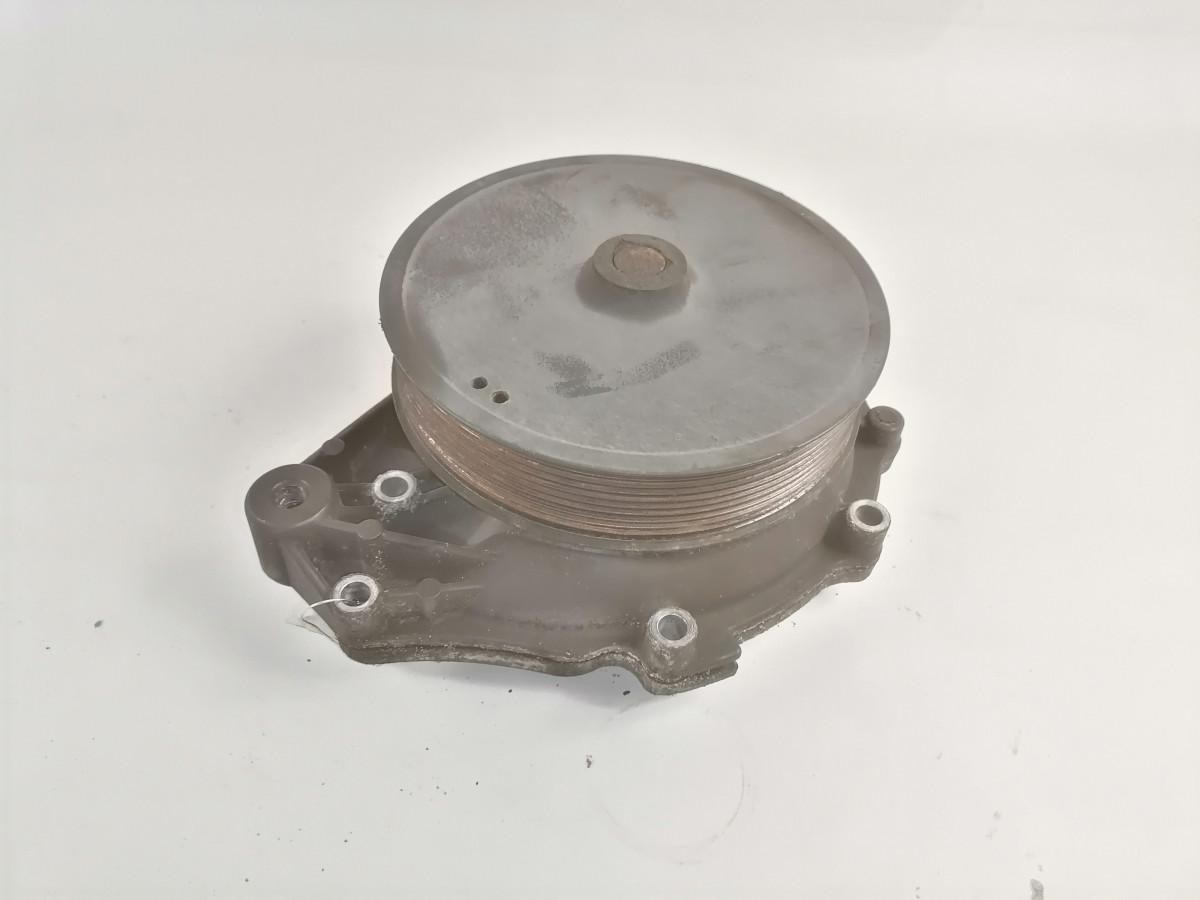 Scania Cooling pump 2310615 - Jahutusvedeliku pump - Veoauto: pilt 2 Scania Cooling pump 2310615 - Jahutusvedeliku pump - Veoauto: pilt 2