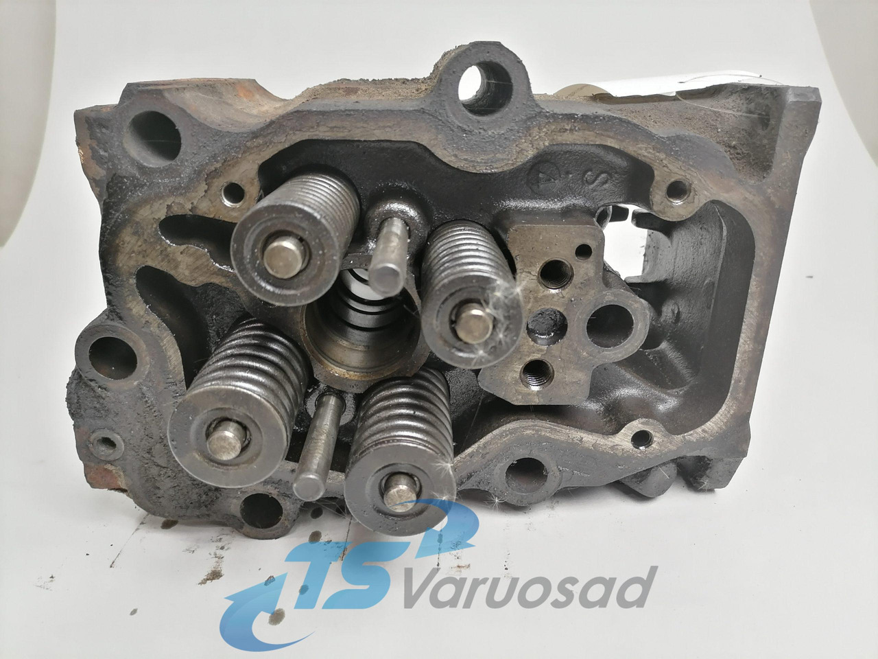 Scania Cylinder head, HPI 1522361 - Mootori pea - Veoauto: pilt 2 Scania Cylinder head, HPI 1522361 - Mootori pea - Veoauto: pilt 2