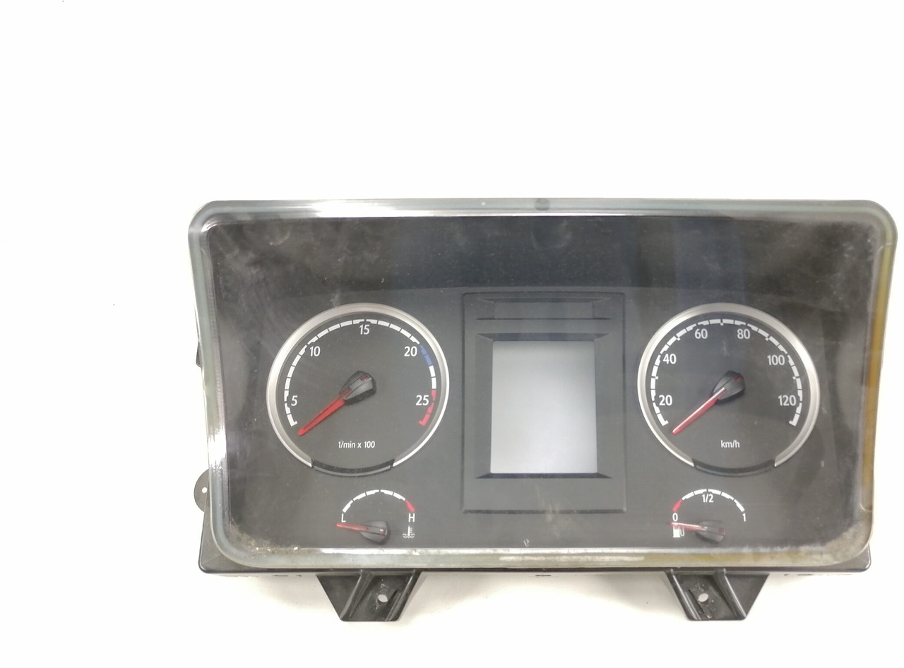 Scania Dashboard 1929124 - Armatuurlaud - Veoauto: pilt 1 Scania Dashboard 1929124 - Armatuurlaud - Veoauto: pilt 1