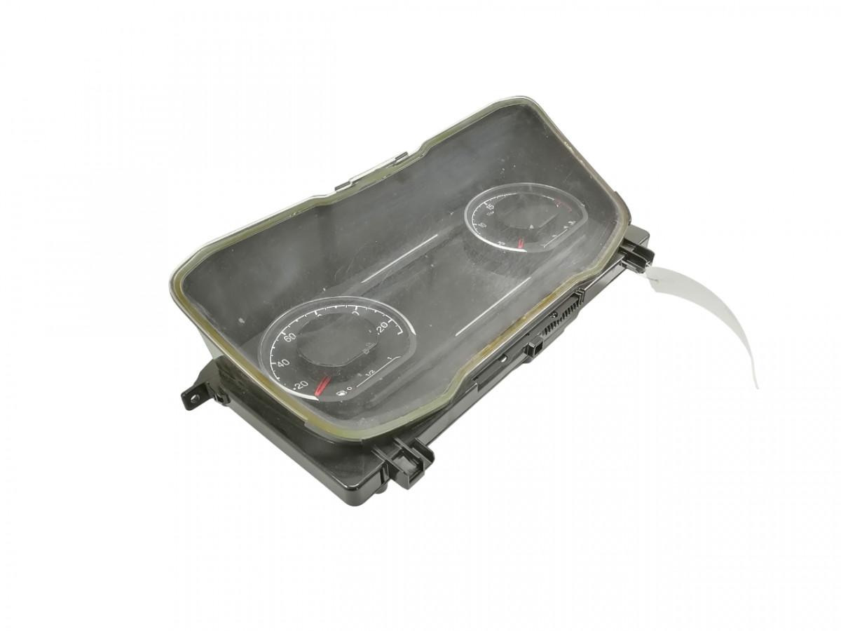 Scania Dashboard 2717542 - Armatuurlaud - Veoauto: pilt 1 Scania Dashboard 2717542 - Armatuurlaud - Veoauto: pilt 1