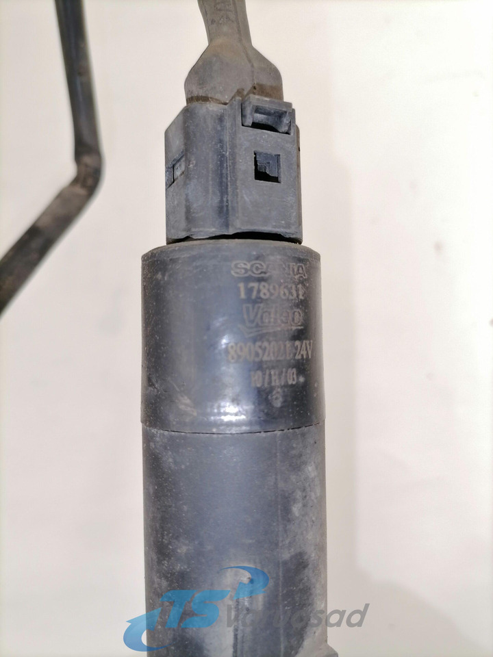 Scania Esitule pesurite pump 1789631 - Klaasipuhasti - Veoauto: pilt 2 Scania Esitule pesurite pump 1789631 - Klaasipuhasti - Veoauto: pilt 2