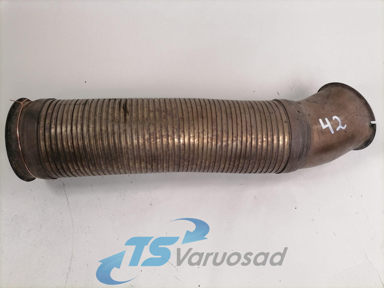 Scania Exhaust pipe 1529474 - Summuti - Veoauto: pilt 1 Scania Exhaust pipe 1529474 - Summuti - Veoauto: pilt 1