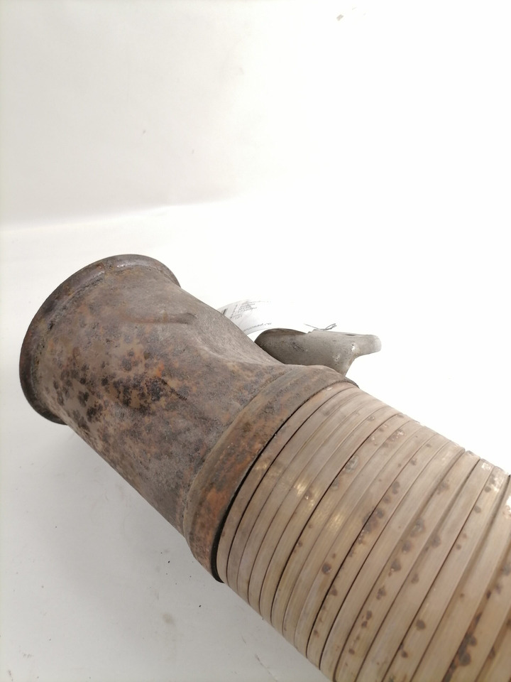 Scania Exhaust pipe 1734040 - Summuti - Veoauto: pilt 3 Scania Exhaust pipe 1734040 - Summuti - Veoauto: pilt 3