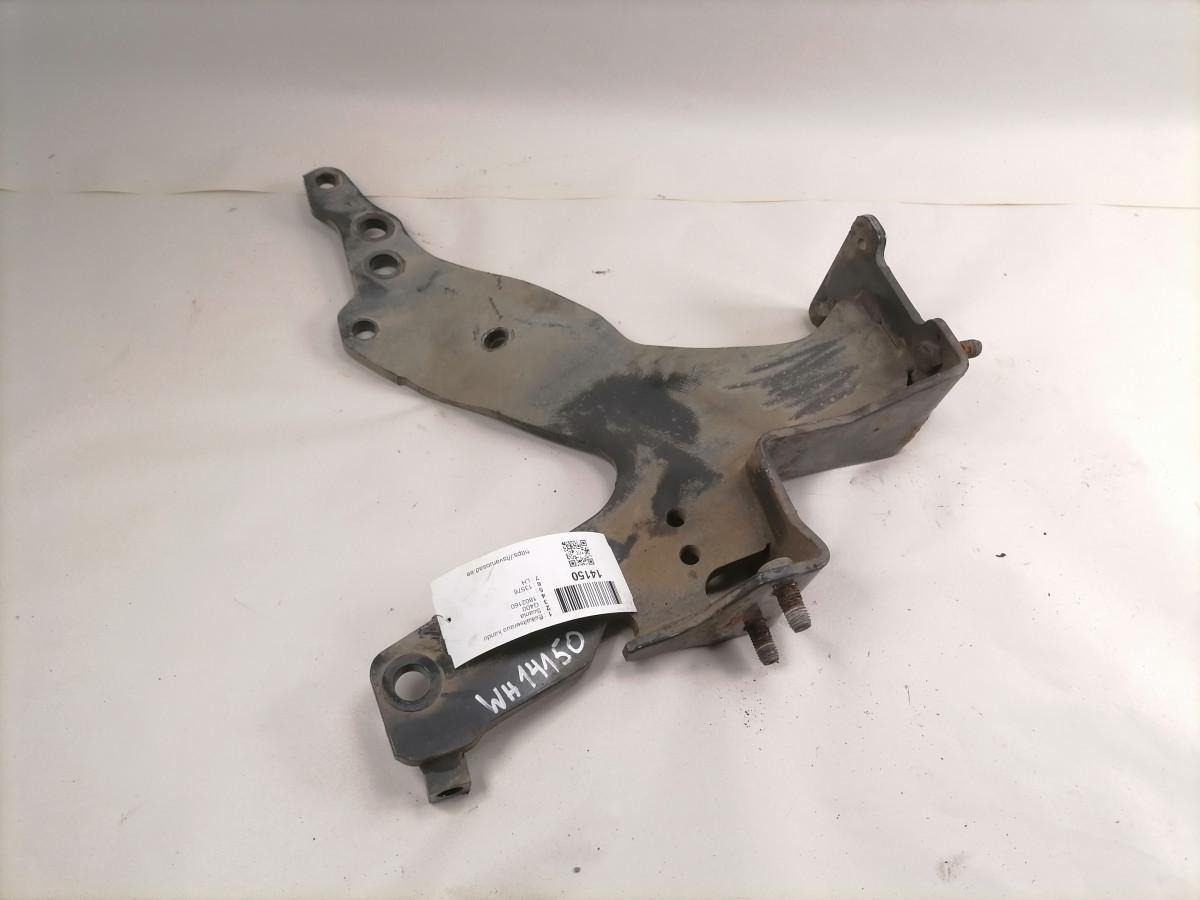 Scania Front bumper carrier 1802160 - Kaitseraud - Veoauto: pilt 4 Scania Front bumper carrier 1802160 - Kaitseraud - Veoauto: pilt 4