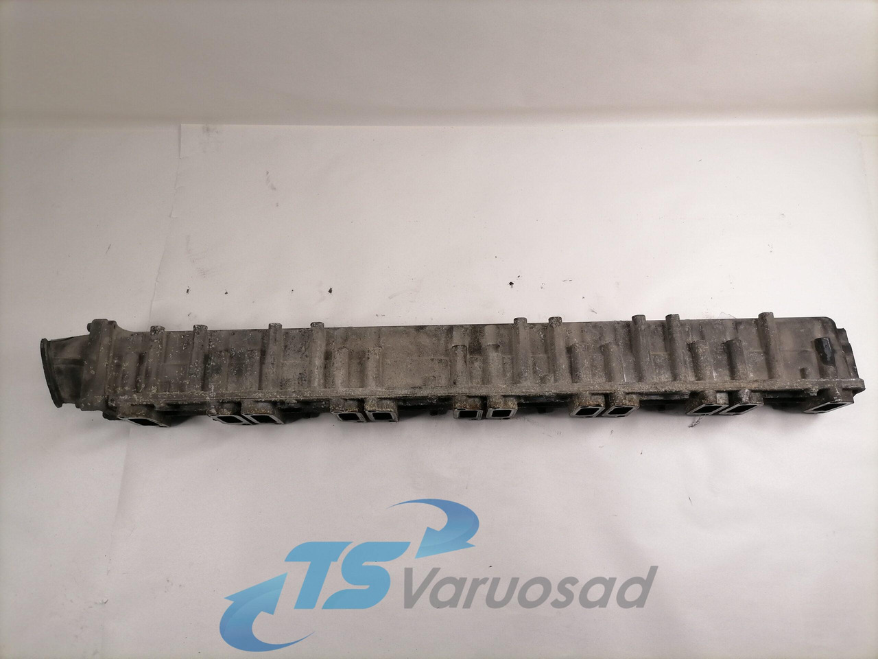 Scania Intake mainfold 1474817 - Sisselaskekollektor - Veoauto: pilt 2 Scania Intake mainfold 1474817 - Sisselaskekollektor - Veoauto: pilt 2