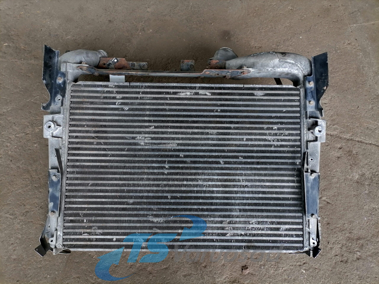 Scania Intercooler radiator 1531767 - Sisejahutus - Veoauto: pilt 3 Scania Intercooler radiator 1531767 - Sisejahutus - Veoauto: pilt 3