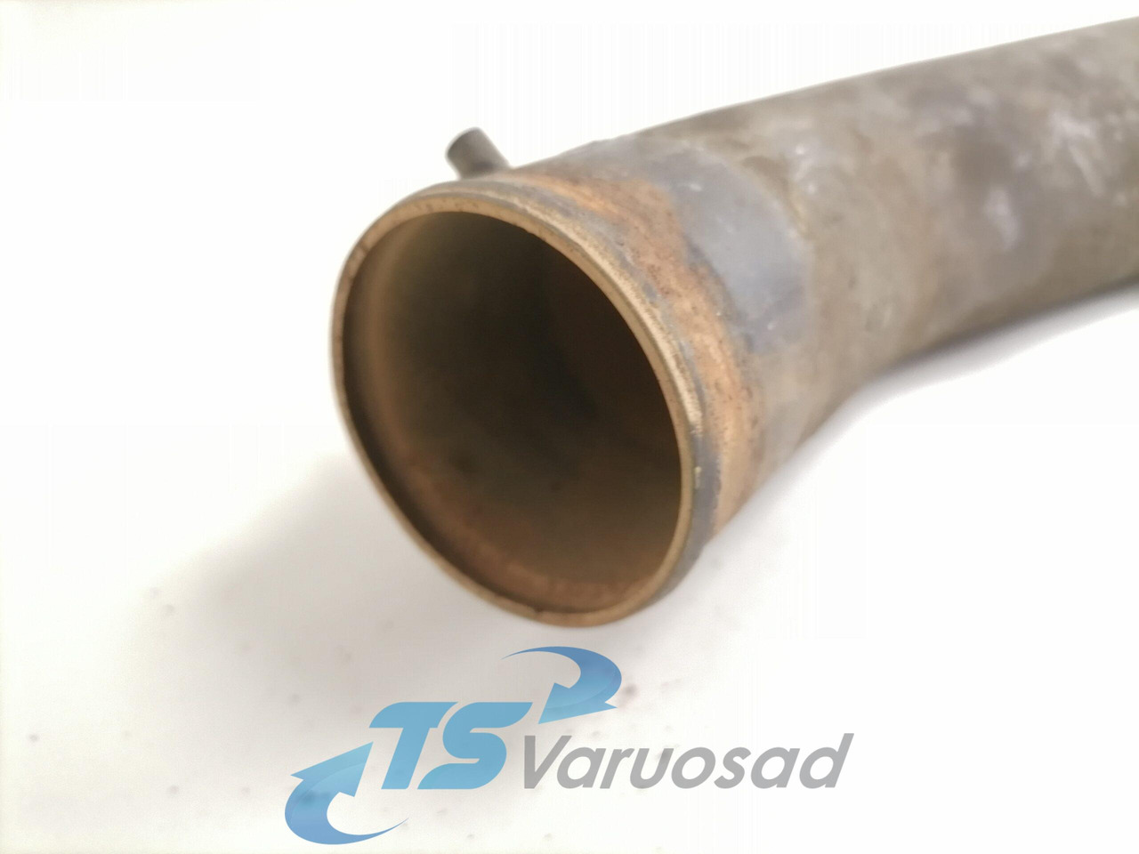 Scania Jahutusvedeliku toru, retarder 1781926 - Jahutussüsteem - Veoauto: pilt 3 Scania Jahutusvedeliku toru, retarder 1781926 - Jahutussüsteem - Veoauto: pilt 3