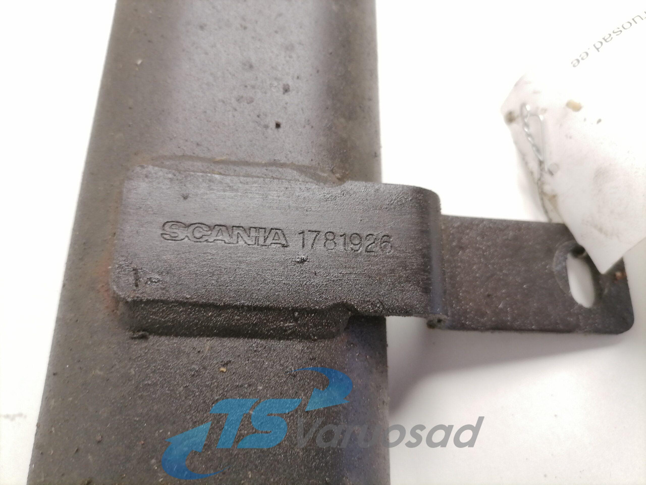 Scania Jahutusvedeliku toru, retarder 1781926 - Jahutussüsteem - Veoauto: pilt 4 Scania Jahutusvedeliku toru, retarder 1781926 - Jahutussüsteem - Veoauto: pilt 4