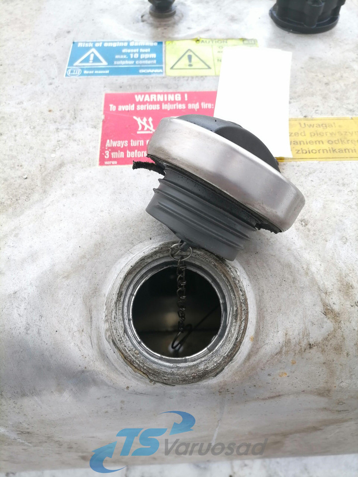 Scania Kütusepaak 600L 1517308 - Kütusepaak - Veoauto: pilt 5 Scania Kütusepaak 600L 1517308 - Kütusepaak - Veoauto: pilt 5