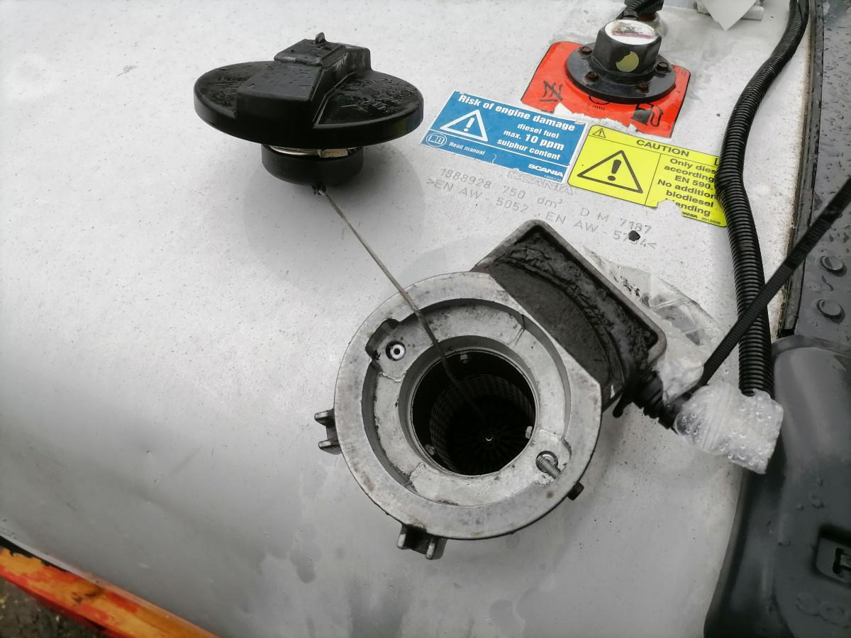 Scania Kütusepaak 750L 1888928 - Kütusepaak - Veoauto: pilt 3 Scania Kütusepaak 750L 1888928 - Kütusepaak - Veoauto: pilt 3