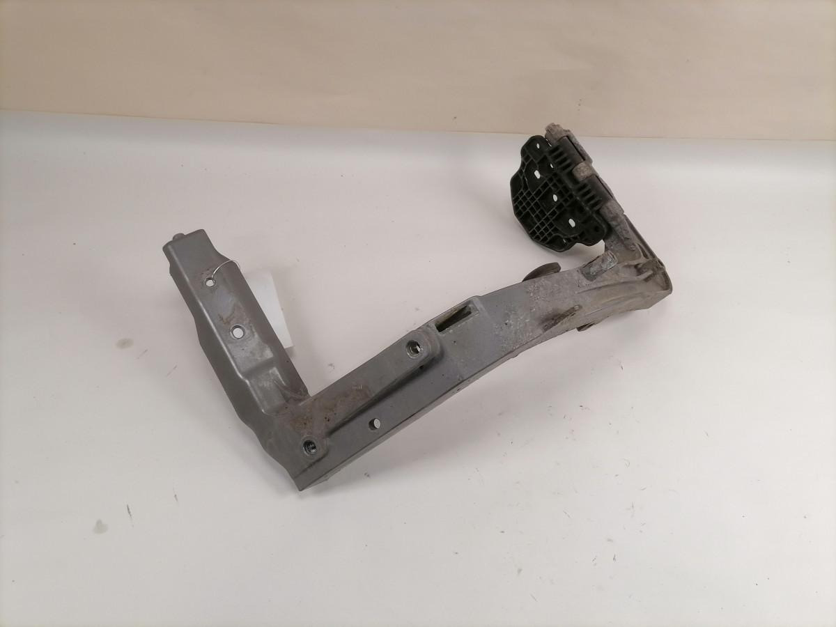 Scania Light bracket 2479061 - Tuled/ Valgus - Veoauto: pilt 2 Scania Light bracket 2479061 - Tuled/ Valgus - Veoauto: pilt 2