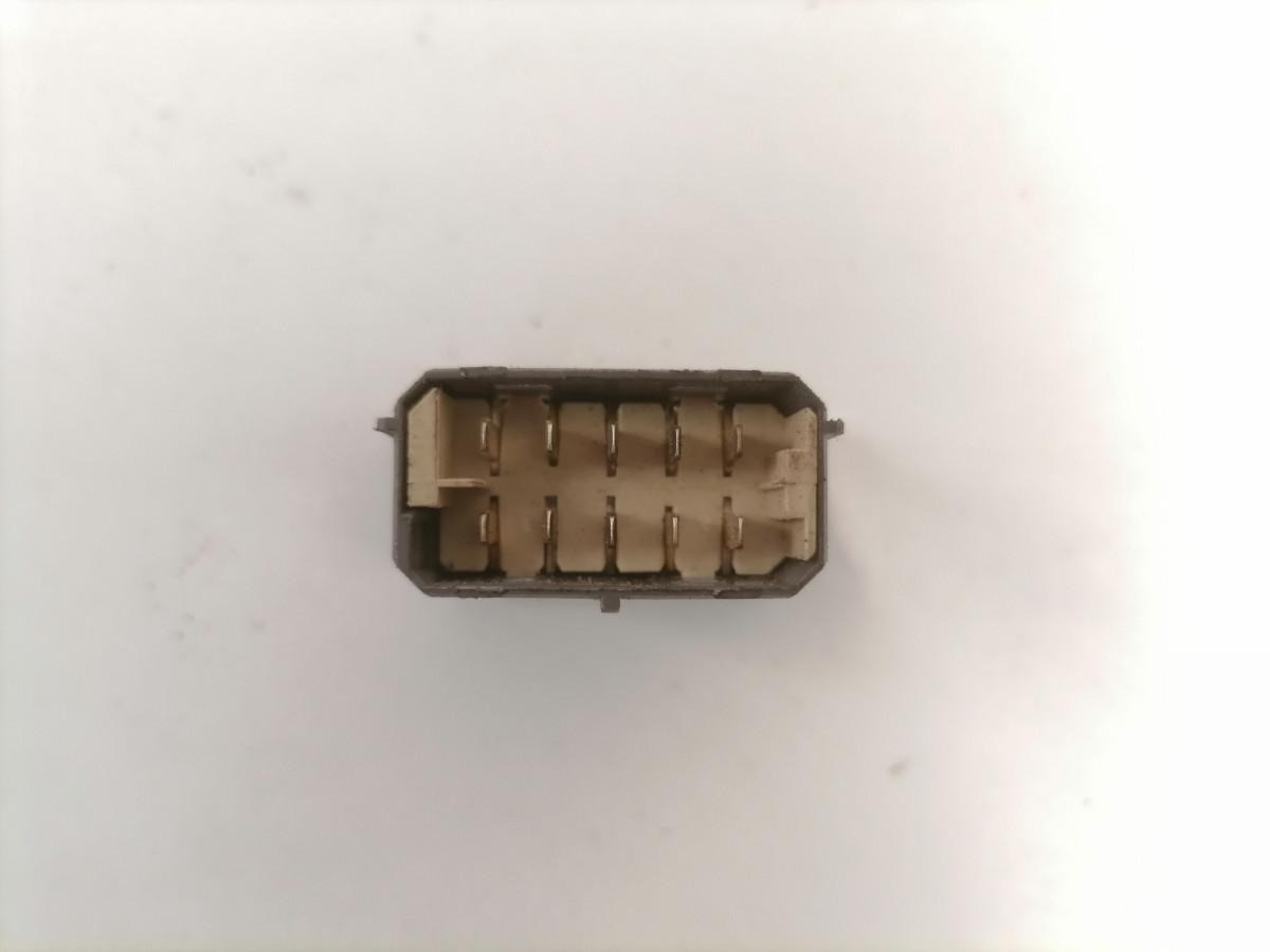 Scania Lüliti 2089584 - Kabiin - Veoauto: pilt 4 Scania Lüliti 2089584 - Kabiin - Veoauto: pilt 4