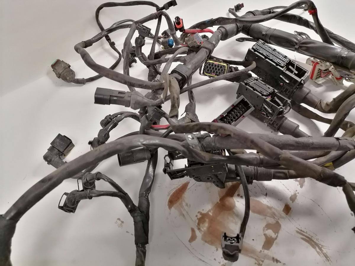 Scania Mootori juhtmestik 2800208 - Universaalosa - Veoauto: pilt 3 Scania Mootori juhtmestik 2800208 - Universaalosa - Veoauto: pilt 3